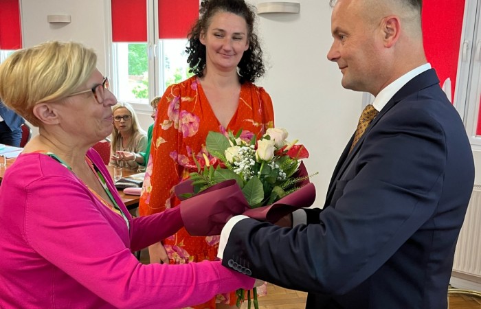 Radni składają podziękownia Pani skarbnik
